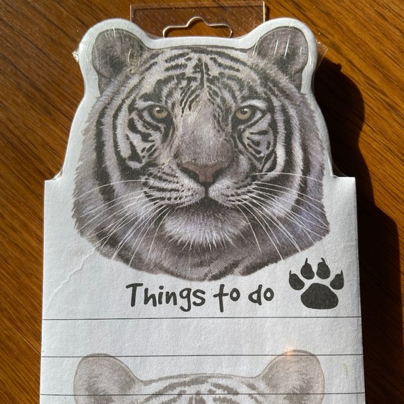 NWT White Tiger Magnetic Notepad with 50 Adhesive Sheets - Picture 10 of 10
